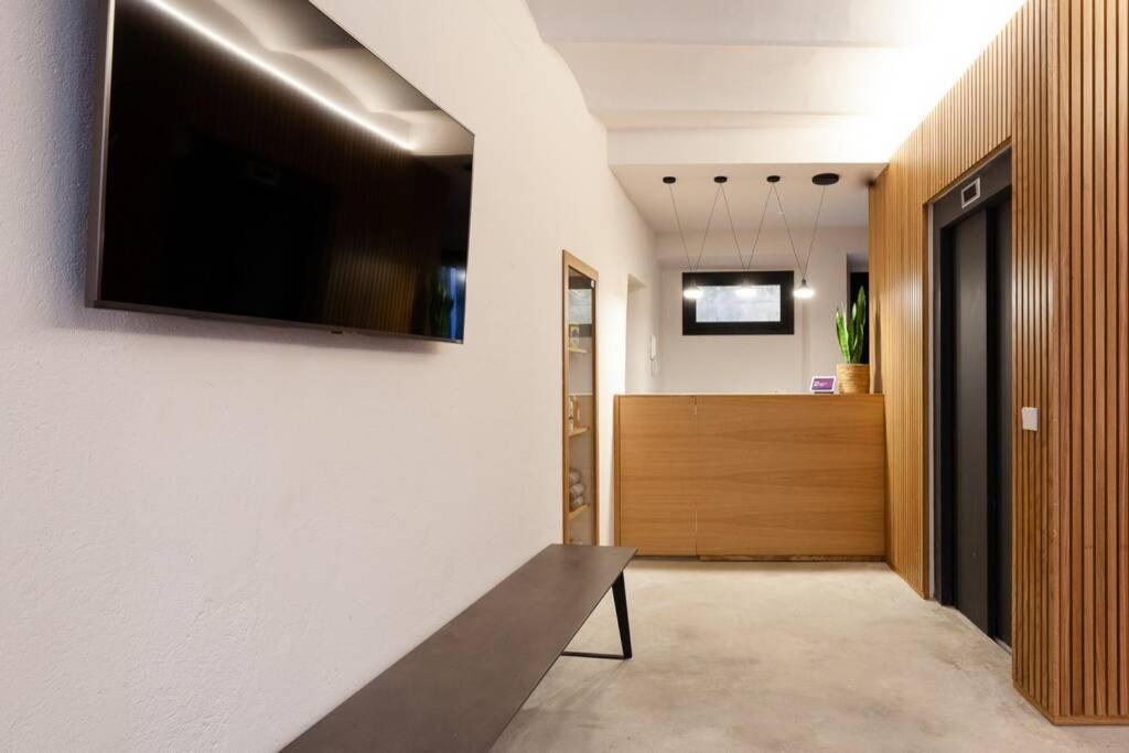 Velo Vern 1 Beautiful New Apartment 2 Bed Ensuite Жерона Екстер'єр фото